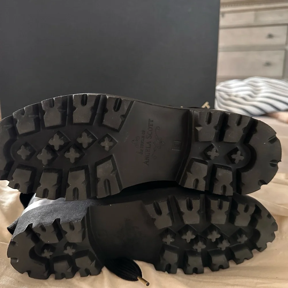 Angela Scott Black Leather Boots - Picture 8 of 13